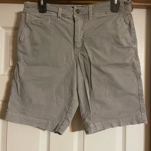 American Eagle extrem Flex slim shorts size 30